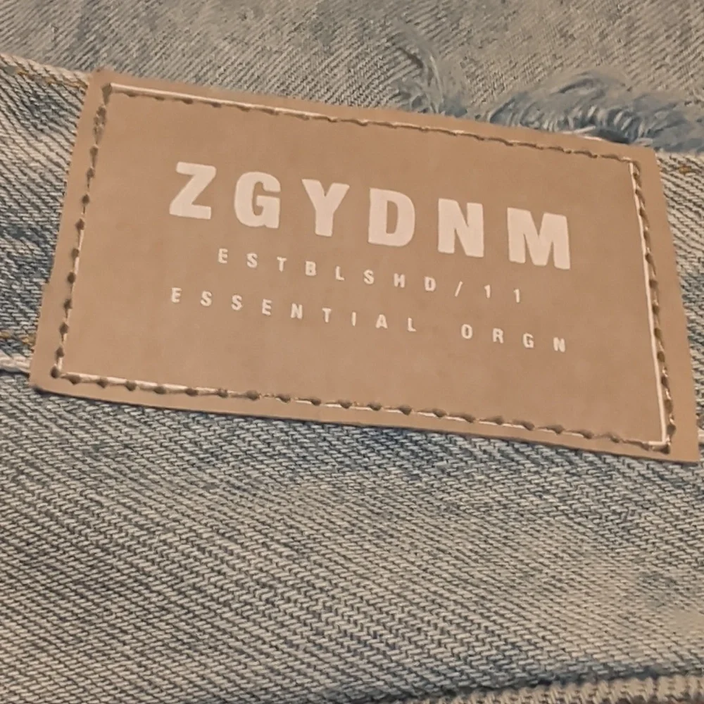 Ziggy ZGY Denim Mid-rise Relaxed Straight Leg Jeans w/ Distressing Size 25 - Picture 6 of 8